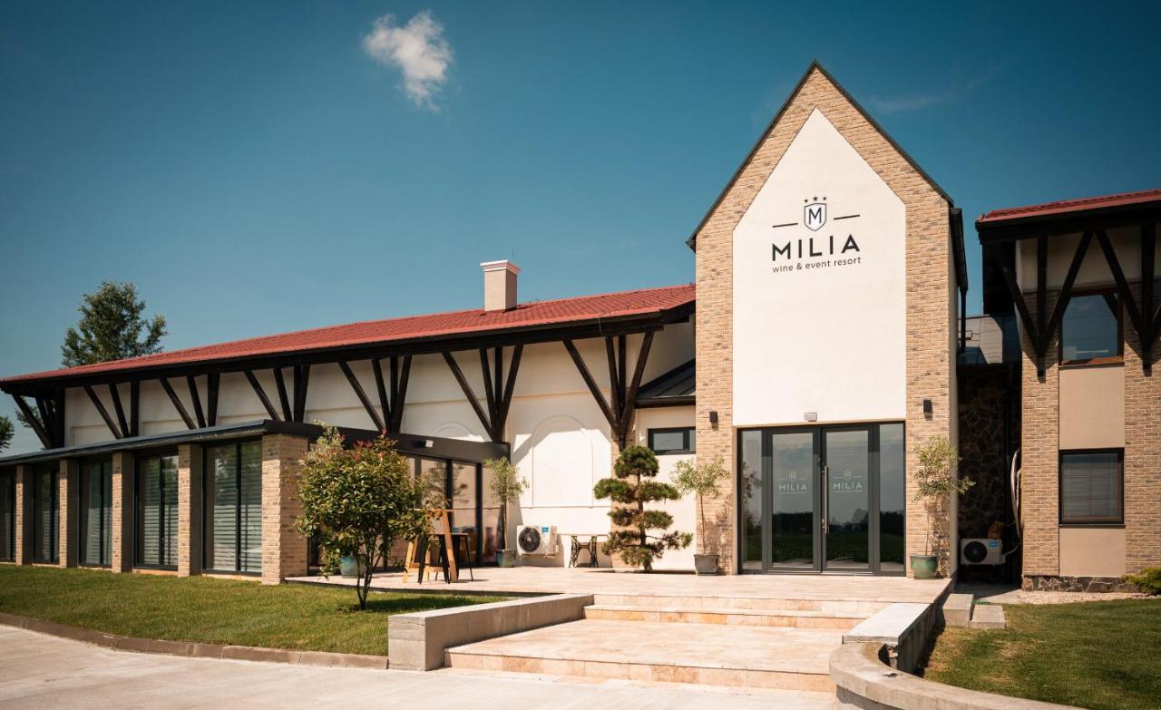 Milia Wine & Event Resort Dunajský Klátov Exteriör bild